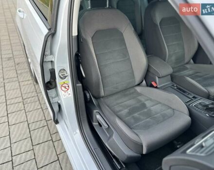 Белый Фольксваген Гольф, объемом двигателя 2 л и пробегом 209 тыс. км за 15500 $, фото 45 на Automoto.ua