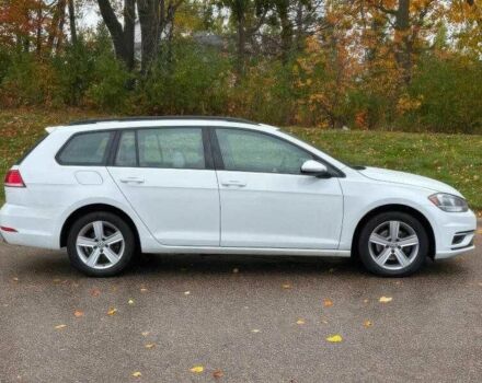 Белый Фольксваген Гольф, объемом двигателя 1.8 л и пробегом 99 тыс. км за 9900 $, фото 7 на Automoto.ua