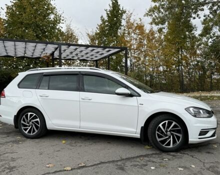 Белый Фольксваген Гольф, объемом двигателя 2 л и пробегом 252 тыс. км за 13800 $, фото 5 на Automoto.ua
