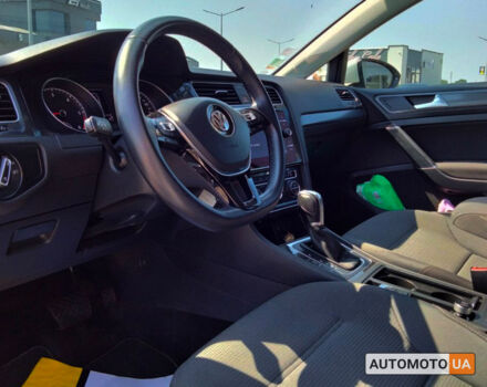 Белый Фольксваген Гольф, объемом двигателя 2 л и пробегом 226 тыс. км за 16600 $, фото 8 на Automoto.ua