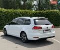 Белый Фольксваген Гольф, объемом двигателя 1.6 л и пробегом 238 тыс. км за 12999 $, фото 6 на Automoto.ua