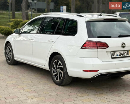 Белый Фольксваген Гольф, объемом двигателя 2 л и пробегом 184 тыс. км за 15250 $, фото 17 на Automoto.ua