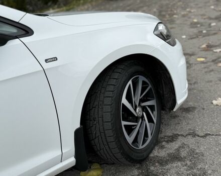 Белый Фольксваген Гольф, объемом двигателя 2 л и пробегом 252 тыс. км за 13800 $, фото 7 на Automoto.ua