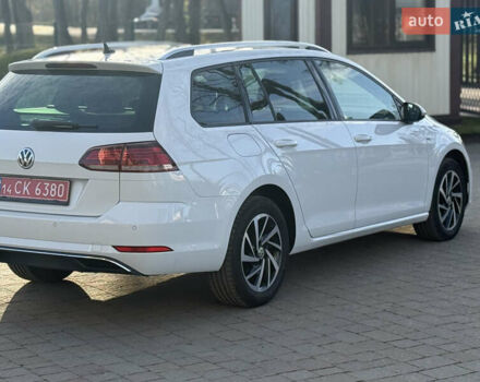Белый Фольксваген Гольф, объемом двигателя 1.6 л и пробегом 166 тыс. км за 14250 $, фото 29 на Automoto.ua