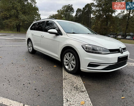 Белый Фольксваген Гольф, объемом двигателя 1.8 л и пробегом 191 тыс. км за 14200 $, фото 2 на Automoto.ua