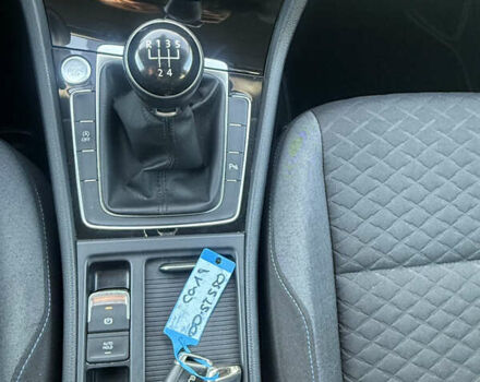 Белый Фольксваген Гольф, объемом двигателя 1.6 л и пробегом 166 тыс. км за 14250 $, фото 40 на Automoto.ua