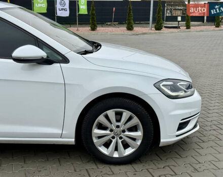 Білий Фольксваген Гольф, об'ємом двигуна 1.6 л та пробігом 217 тис. км за 12800 $, фото 24 на Automoto.ua