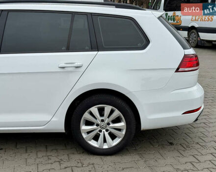 Білий Фольксваген Гольф, об'ємом двигуна 1.6 л та пробігом 217 тис. км за 12800 $, фото 22 на Automoto.ua
