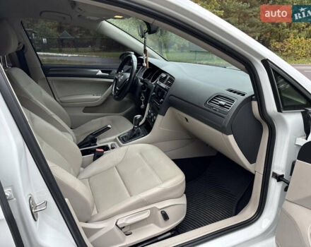 Белый Фольксваген Гольф, объемом двигателя 1.8 л и пробегом 191 тыс. км за 14200 $, фото 13 на Automoto.ua