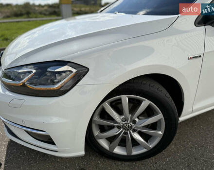 Белый Фольксваген Гольф, объемом двигателя 1.97 л и пробегом 280 тыс. км за 15850 $, фото 4 на Automoto.ua