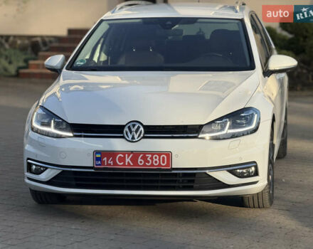 Белый Фольксваген Гольф, объемом двигателя 1.6 л и пробегом 166 тыс. км за 14250 $, фото 21 на Automoto.ua