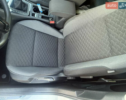 Белый Фольксваген Гольф, объемом двигателя 1.6 л и пробегом 166 тыс. км за 14250 $, фото 33 на Automoto.ua