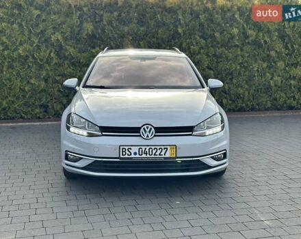 Белый Фольксваген Гольф, объемом двигателя 2 л и пробегом 209 тыс. км за 15500 $, фото 1 на Automoto.ua