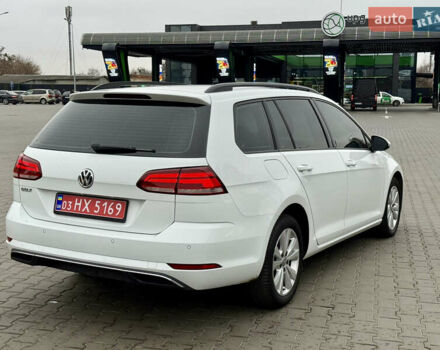Білий Фольксваген Гольф, об'ємом двигуна 1.6 л та пробігом 217 тис. км за 12800 $, фото 9 на Automoto.ua
