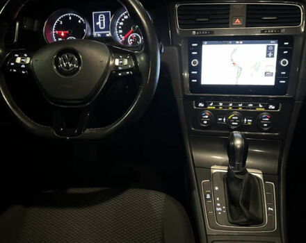 Белый Фольксваген Гольф, объемом двигателя 1.6 л и пробегом 273 тыс. км за 13600 $, фото 15 на Automoto.ua