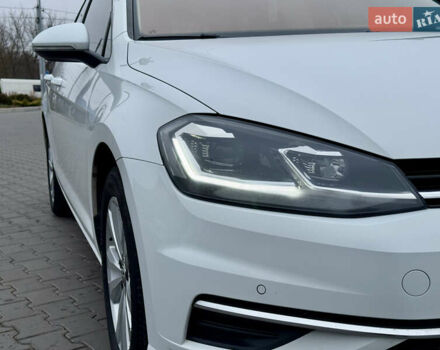 Білий Фольксваген Гольф, об'ємом двигуна 1.6 л та пробігом 217 тис. км за 12800 $, фото 19 на Automoto.ua