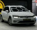 Белый Фольксваген Гольф, объемом двигателя 1.6 л и пробегом 209 тыс. км за 15200 $, фото 1 на Automoto.ua