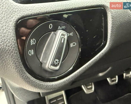 Белый Фольксваген Гольф, объемом двигателя 2 л и пробегом 184 тыс. км за 15250 $, фото 32 на Automoto.ua