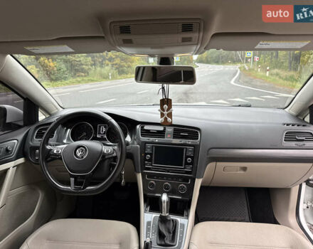 Белый Фольксваген Гольф, объемом двигателя 1.8 л и пробегом 191 тыс. км за 14200 $, фото 16 на Automoto.ua