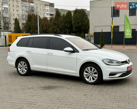 Білий Фольксваген Гольф, об'ємом двигуна 1.6 л та пробігом 217 тис. км за 12800 $, фото 8 на Automoto.ua