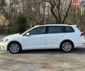 Белый Фольксваген Гольф, объемом двигателя 1.6 л и пробегом 250 тыс. км за 11950 $, фото 4 на Automoto.ua