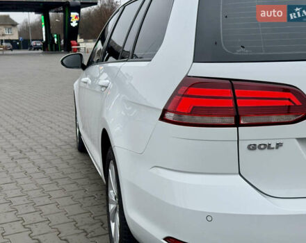 Білий Фольксваген Гольф, об'ємом двигуна 1.6 л та пробігом 217 тис. км за 12800 $, фото 16 на Automoto.ua