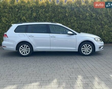 Белый Фольксваген Гольф, объемом двигателя 2 л и пробегом 209 тыс. км за 15500 $, фото 16 на Automoto.ua
