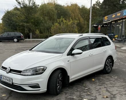 Белый Фольксваген Гольф, объемом двигателя 2 л и пробегом 252 тыс. км за 13800 $, фото 17 на Automoto.ua