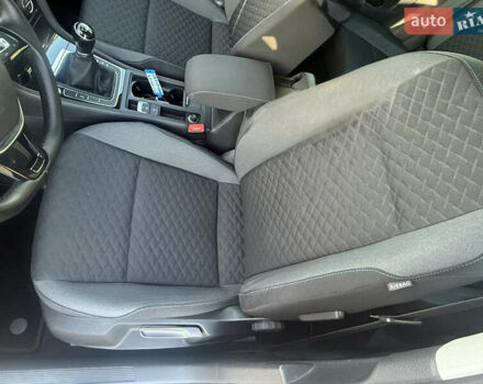 Белый Фольксваген Гольф, объемом двигателя 1.6 л и пробегом 166 тыс. км за 14250 $, фото 31 на Automoto.ua