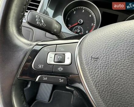 Белый Фольксваген Гольф, объемом двигателя 2 л и пробегом 209 тыс. км за 15500 $, фото 35 на Automoto.ua