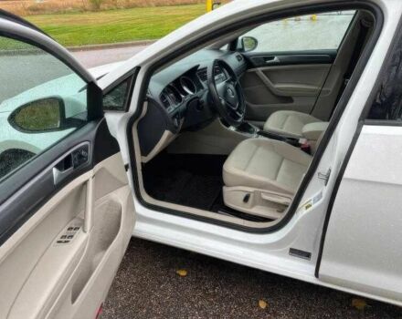 Белый Фольксваген Гольф, объемом двигателя 1.8 л и пробегом 99 тыс. км за 9900 $, фото 10 на Automoto.ua