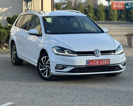 Белый Фольксваген Гольф, объемом двигателя 1.6 л и пробегом 166 тыс. км за 14250 $, фото 6 на Automoto.ua