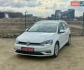Белый Фольксваген Гольф, объемом двигателя 1.6 л и пробегом 264 тыс. км за 12950 $, фото 1 на Automoto.ua