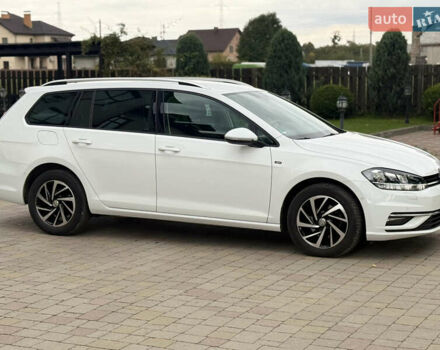 Белый Фольксваген Гольф, объемом двигателя 2 л и пробегом 184 тыс. км за 15250 $, фото 19 на Automoto.ua