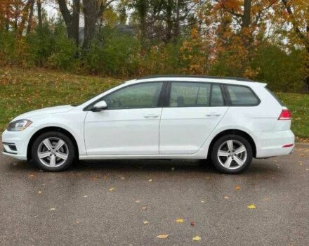 Белый Фольксваген Гольф, объемом двигателя 1.8 л и пробегом 99 тыс. км за 9900 $, фото 3 на Automoto.ua