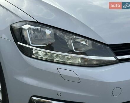 Белый Фольксваген Гольф, объемом двигателя 2 л и пробегом 209 тыс. км за 15500 $, фото 5 на Automoto.ua