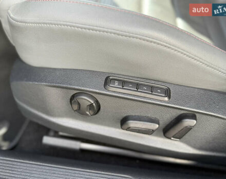 Белый Фольксваген Гольф, объемом двигателя 1.97 л и пробегом 280 тыс. км за 15850 $, фото 11 на Automoto.ua