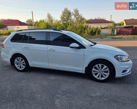 Белый Фольксваген Гольф, объемом двигателя 1.8 л и пробегом 53 тыс. км за 13500 $, фото 4 на Automoto.ua