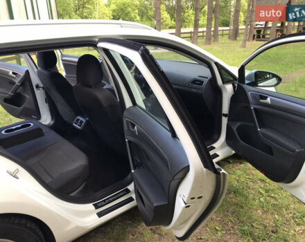 Білий Фольксваген Гольф, об'ємом двигуна 1.8 л та пробігом 136 тис. км за 15700 $, фото 18 на Automoto.ua