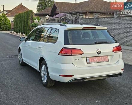 Белый Фольксваген Гольф, объемом двигателя 1.4 л и пробегом 232 тыс. км за 12900 $, фото 3 на Automoto.ua