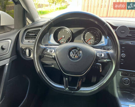 Белый Фольксваген Гольф, объемом двигателя 1.6 л и пробегом 183 тыс. км за 15500 $, фото 35 на Automoto.ua