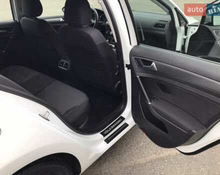 Білий Фольксваген Гольф, об'ємом двигуна 1.8 л та пробігом 136 тис. км за 15700 $, фото 11 на Automoto.ua