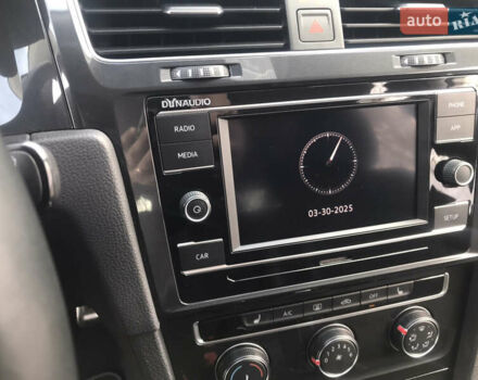 Білий Фольксваген Гольф, об'ємом двигуна 1.8 л та пробігом 136 тис. км за 15700 $, фото 21 на Automoto.ua