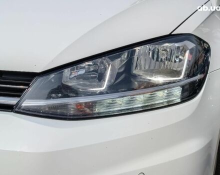 Білий Фольксваген Гольф, об'ємом двигуна 1.6 л та пробігом 235 тис. км за 13490 $, фото 2 на Automoto.ua