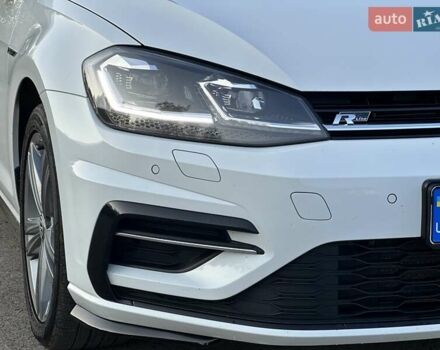 Белый Фольксваген Гольф, объемом двигателя 1.97 л и пробегом 233 тыс. км за 16750 $, фото 25 на Automoto.ua