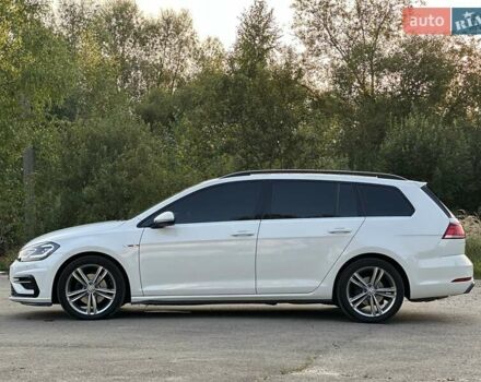 Белый Фольксваген Гольф, объемом двигателя 1.97 л и пробегом 233 тыс. км за 16750 $, фото 17 на Automoto.ua