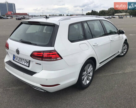 Білий Фольксваген Гольф, об'ємом двигуна 1.8 л та пробігом 136 тис. км за 15700 $, фото 1 на Automoto.ua