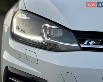 Белый Фольксваген Гольф, объемом двигателя 1.97 л и пробегом 233 тыс. км за 16750 $, фото 76 на Automoto.ua