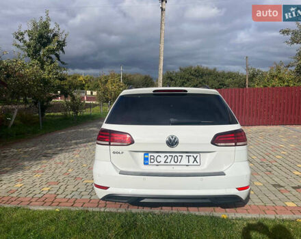 Белый Фольксваген Гольф, объемом двигателя 1.6 л и пробегом 183 тыс. км за 15500 $, фото 30 на Automoto.ua