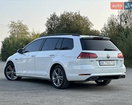 Белый Фольксваген Гольф, объемом двигателя 1.97 л и пробегом 233 тыс. км за 16750 $, фото 12 на Automoto.ua